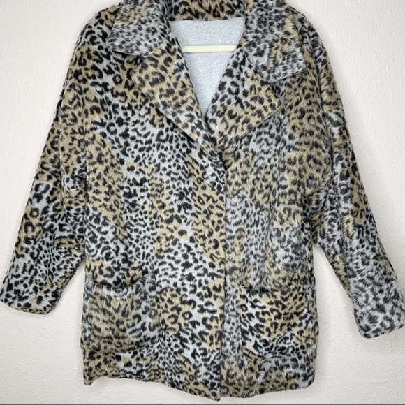 TOPSHOP Leopard Fur Coat - Picture 2 of 8
